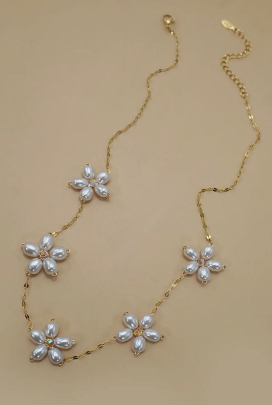 Pearl Flower Necklace